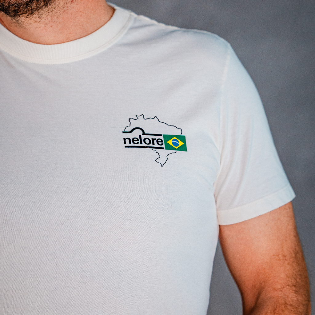 Camiseta Nelore Brasil (Off-white)