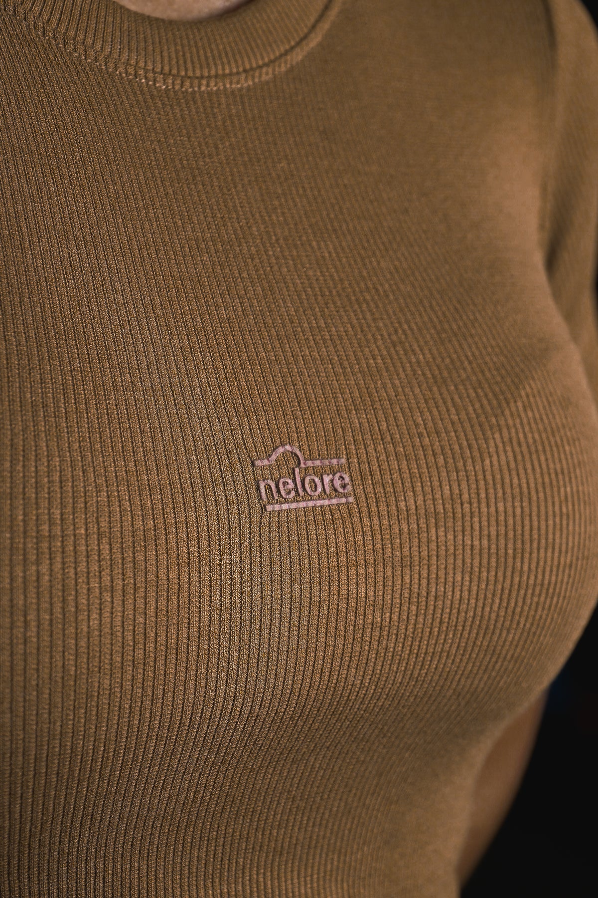 Camiseta Feminina Marrom